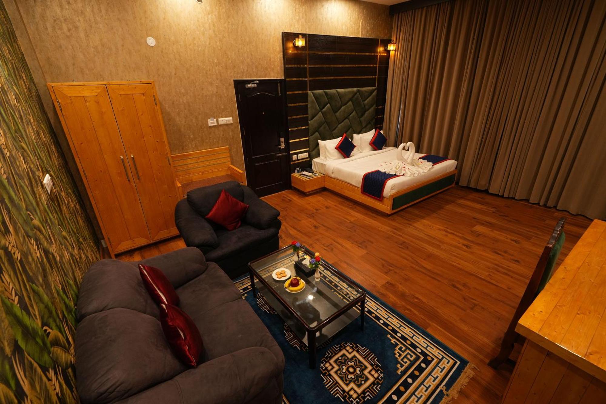 Zip By Spree Hotels Bella Heights Mcleodganj Дармсала Экстерьер фото