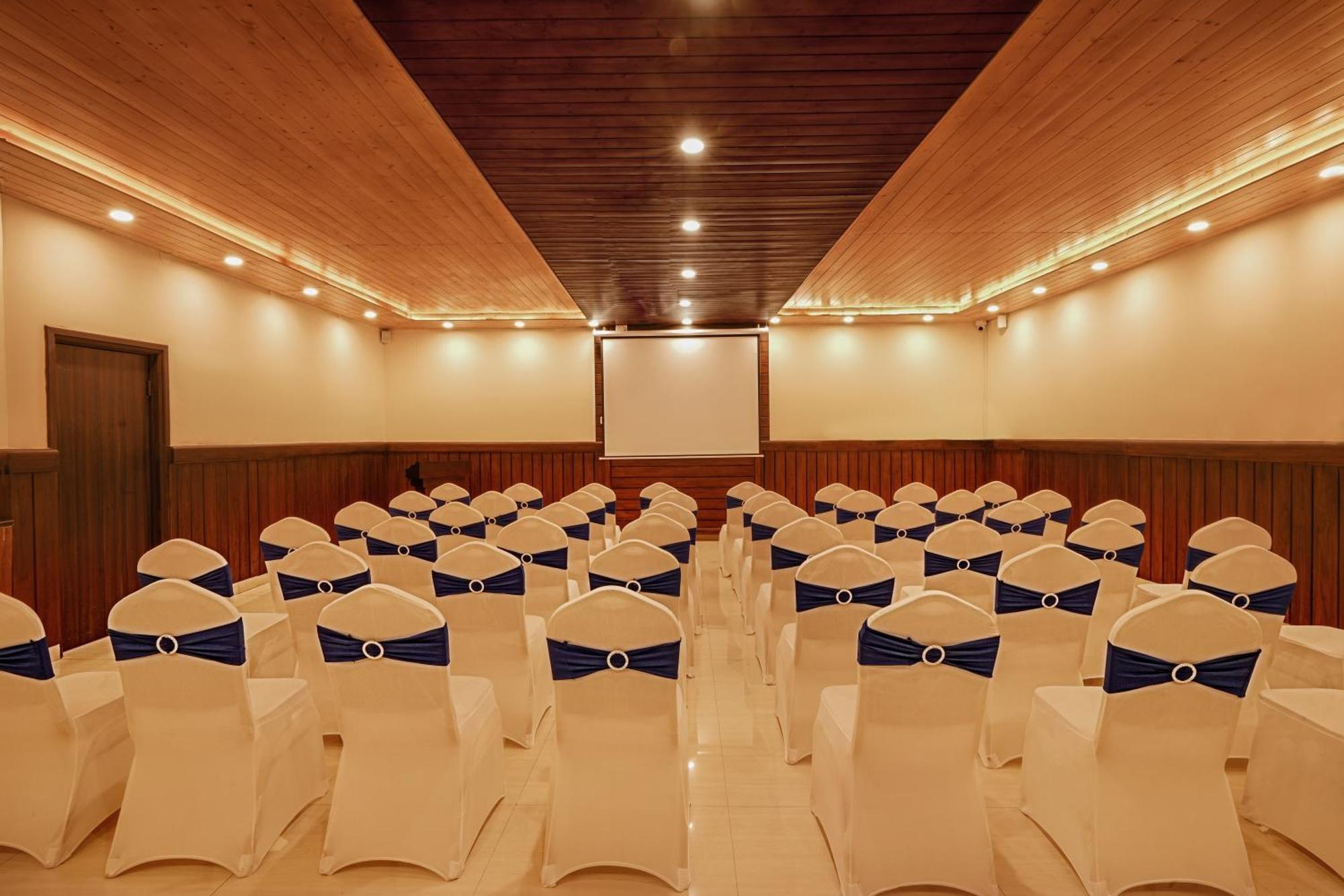 Zip By Spree Hotels Bella Heights Mcleodganj Дармсала Экстерьер фото